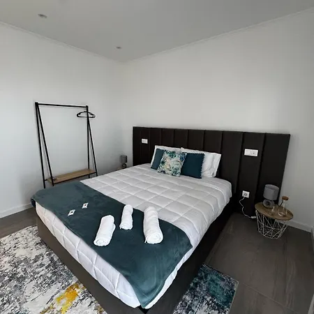 S&f House * Rabo de Peixe
