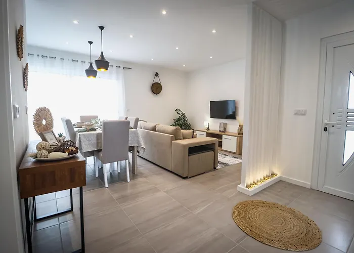 S&f House Azores Rabo de Peixe